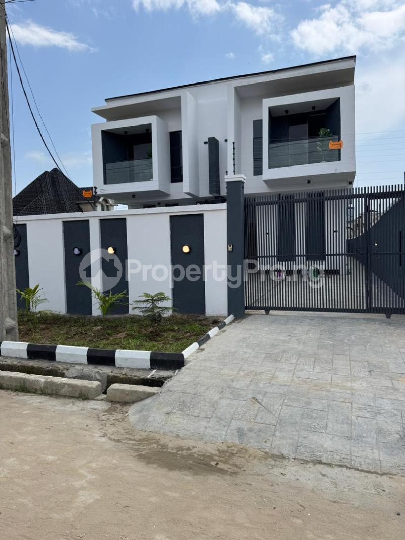 5 bedroom House for sale  Abraham adesanya estate Ajah Lagos