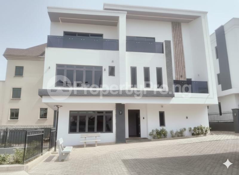 5 bedroom House for rent After Coza Church Guzape Abuja