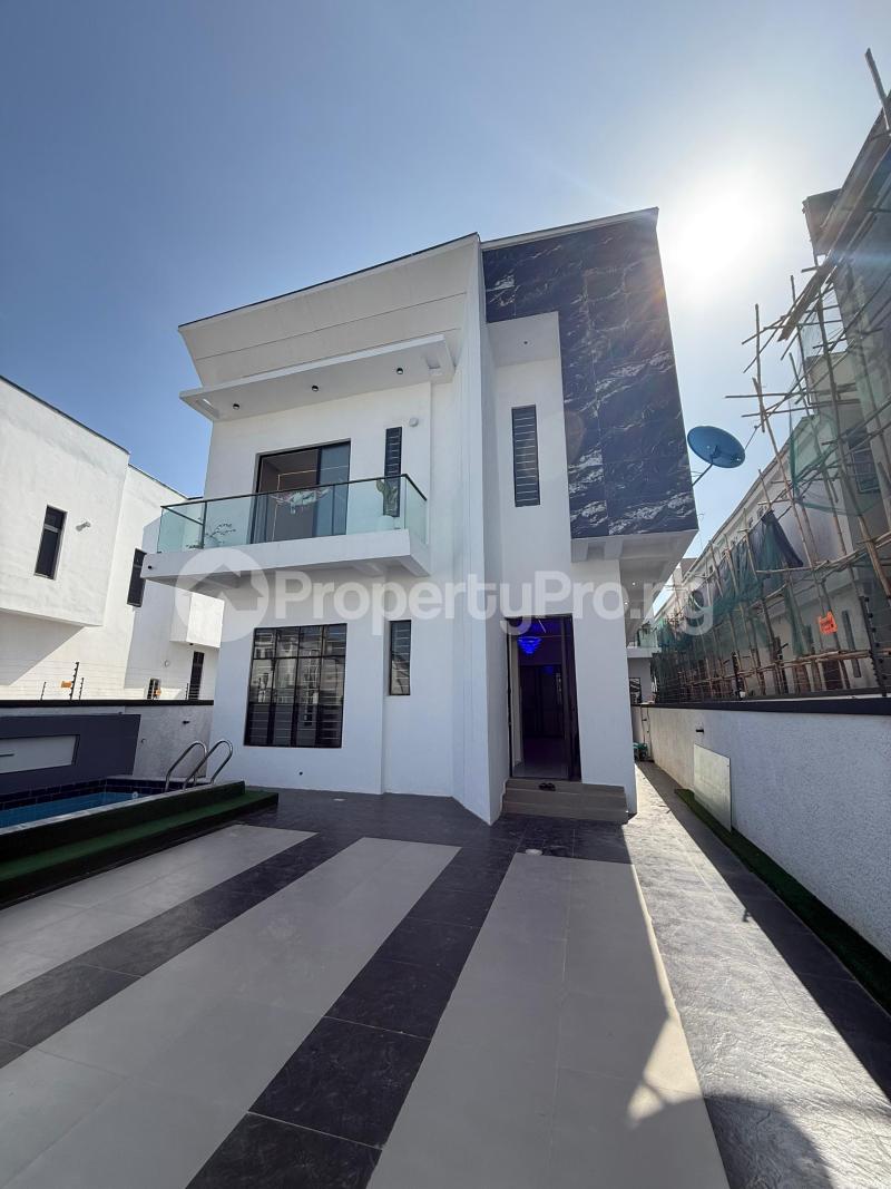 5 bedroom Flat / Apartment for sale Ilaje Ajah Lagos