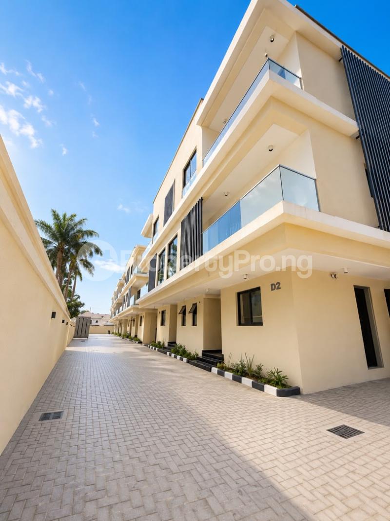 5 bedroom Flat / Apartment for sale Parkview Estate Ikoyi Lagos