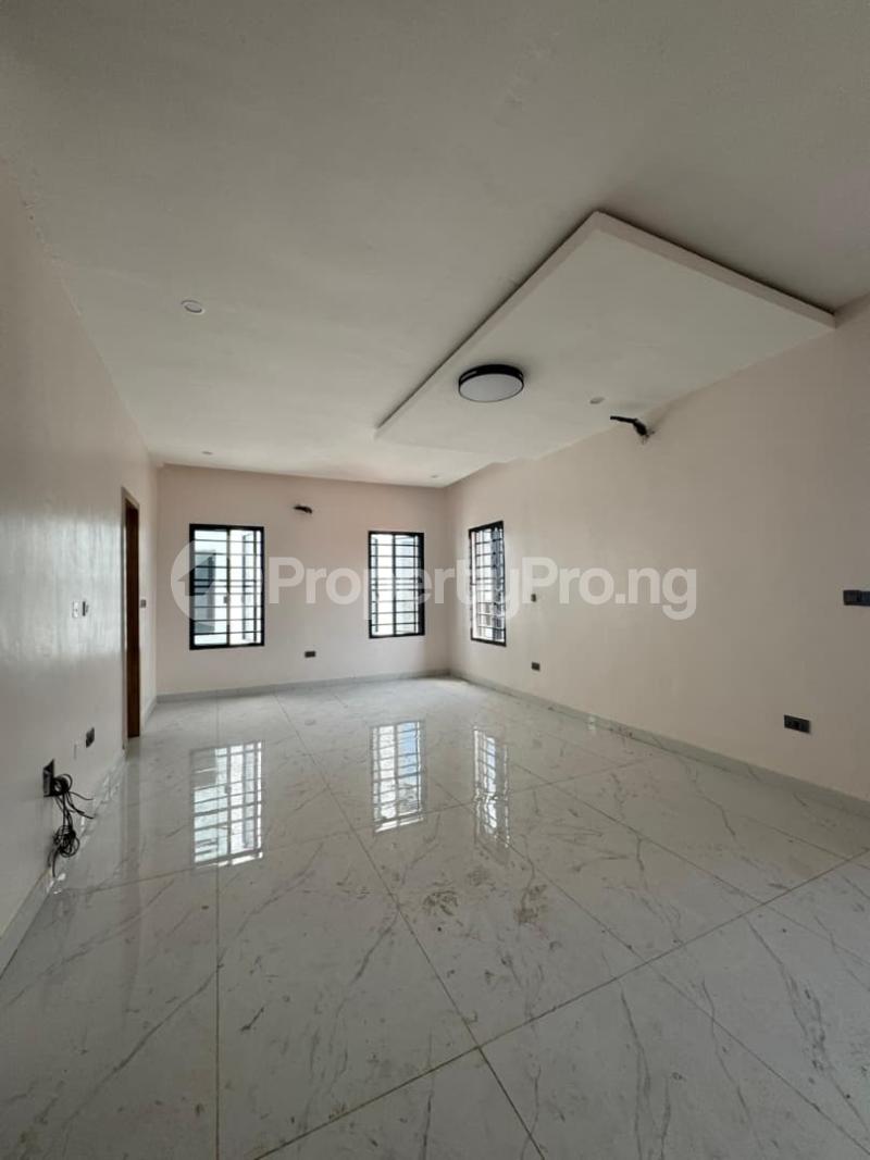 5 bedroom Flat / Apartment for rent Ogudu GRA Ogudu Lagos