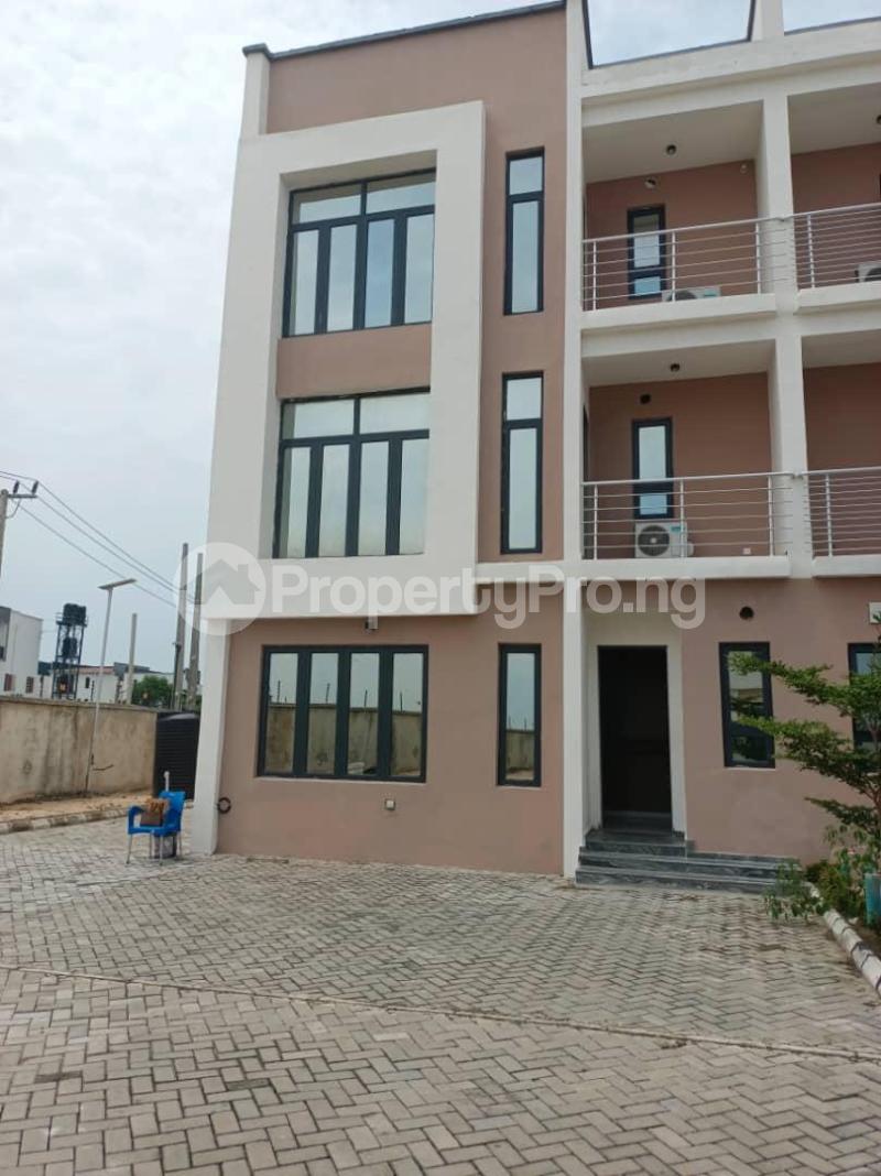 4 bedroom House for sale Osapa london Lekki Lagos