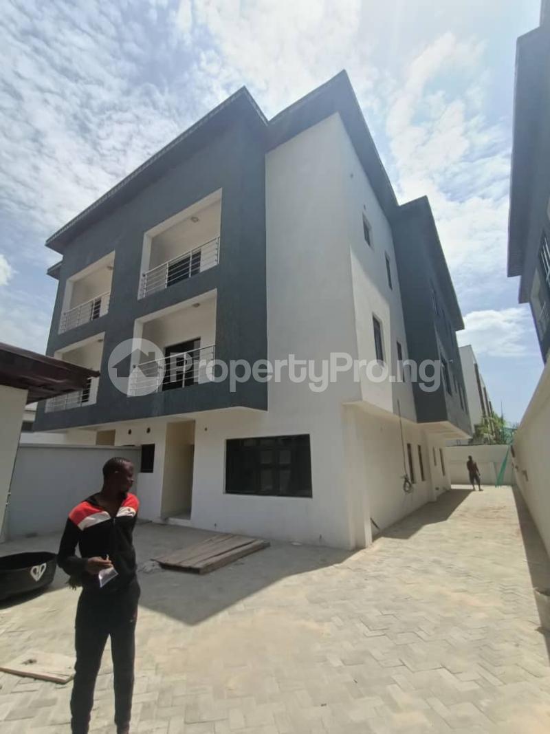 2 bedroom House for rent Osapa london Lekki Lagos