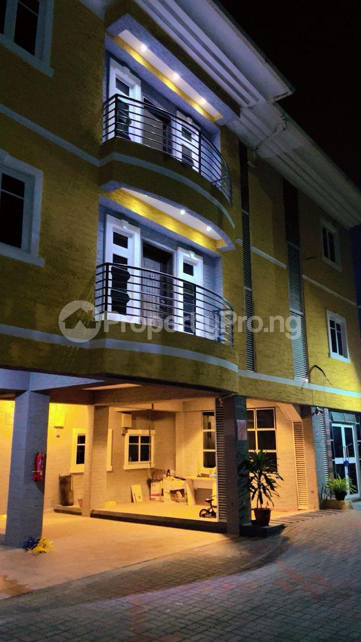 3 bedroom Flat / Apartment for rent In An Estate Badore Ajah Lagos