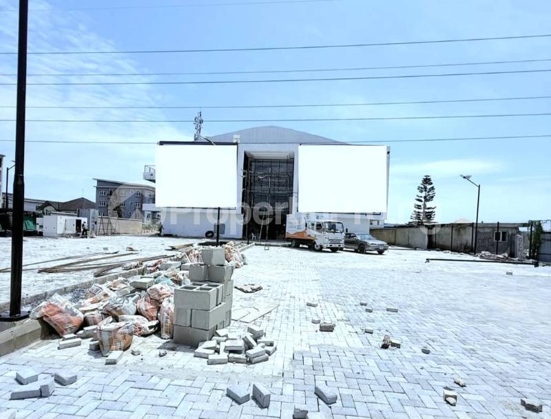 1 bedroom Commercial Property for sale Along Lekki Expressway Lekki Lagos