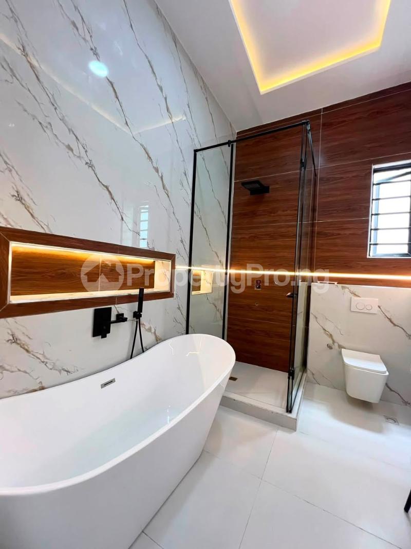 5 bedroom House for sale Lekki Lagos