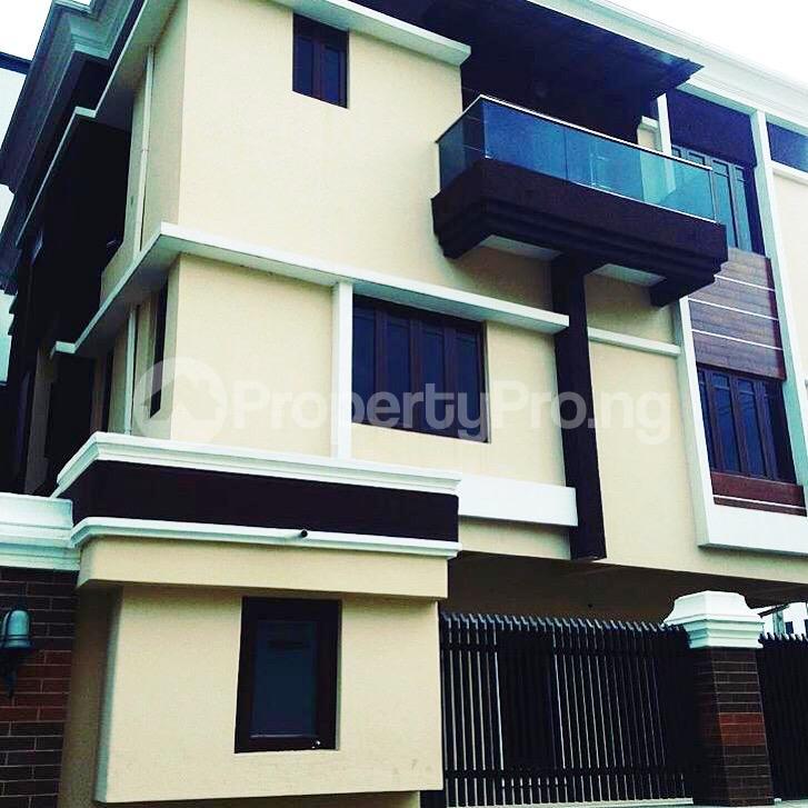 House for sale . Old Ikoyi Ikoyi Lagos