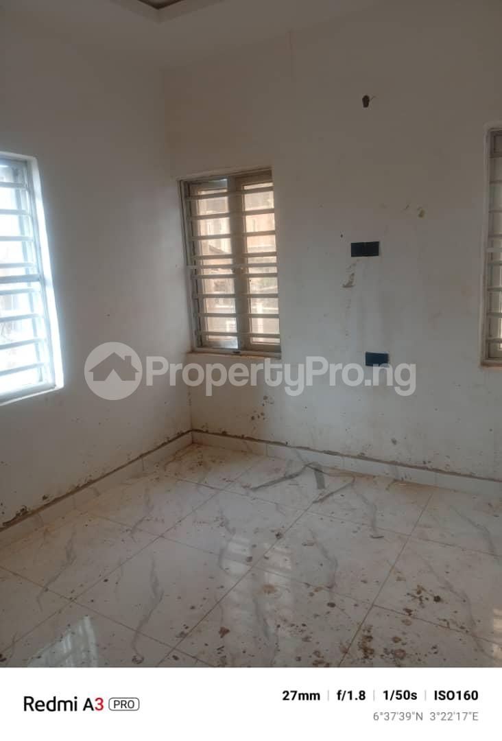 2 bedroom House for rent Omole Phase2 Extension (back Of Omole)) Omole phase 2 Ojodu Lagos