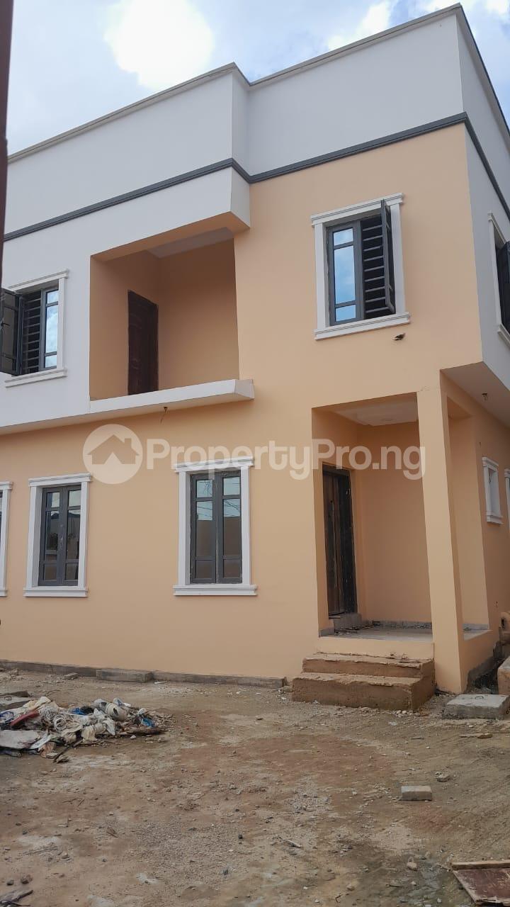 3 bedroom House for rent Estate Mende Maryland Lagos