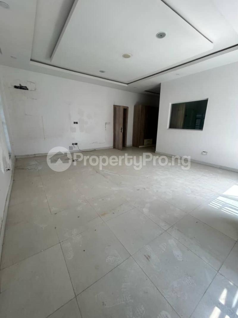 4 bedroom House for rent Abraham adesanya estate Ajah Lagos