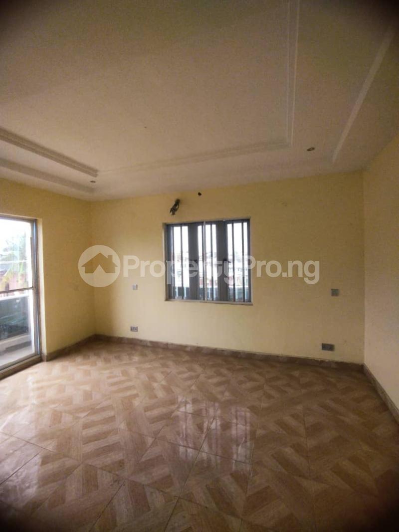 3 bedroom Flat / Apartment for rent Magodo Shangisha Ojodu Lagos