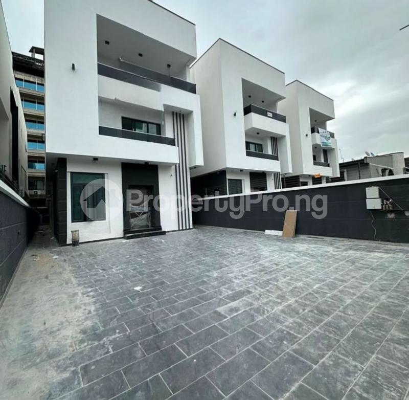 5 bedroom House for rent Chevron Alternative Route chevron Lekki Lagos