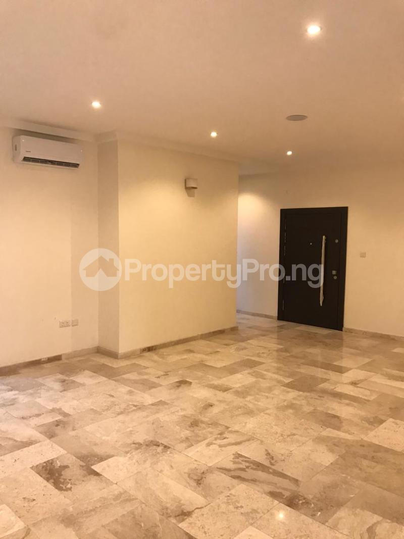 3 bedroom Flat / Apartment for sale Ikoyi Lagos