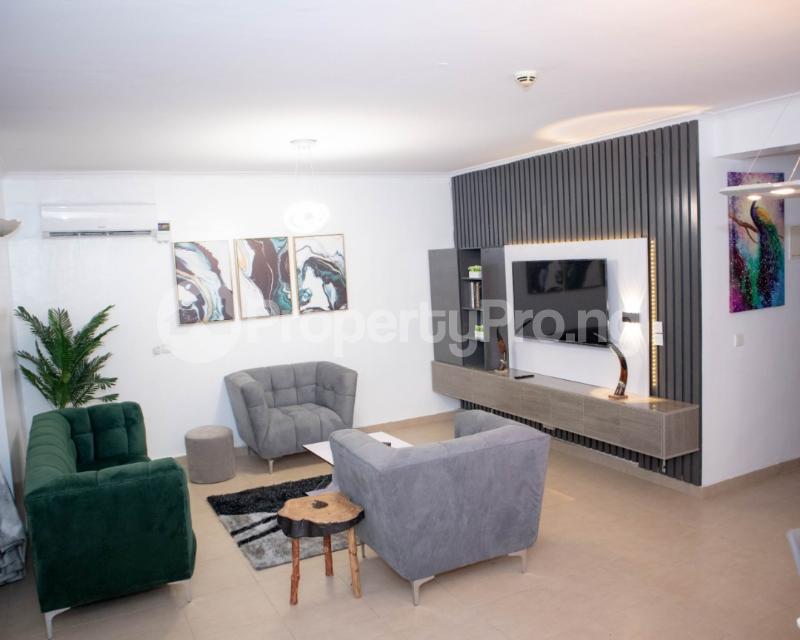 3 bedroom Flat / Apartment for rent ONIRU Victoria Island Lagos