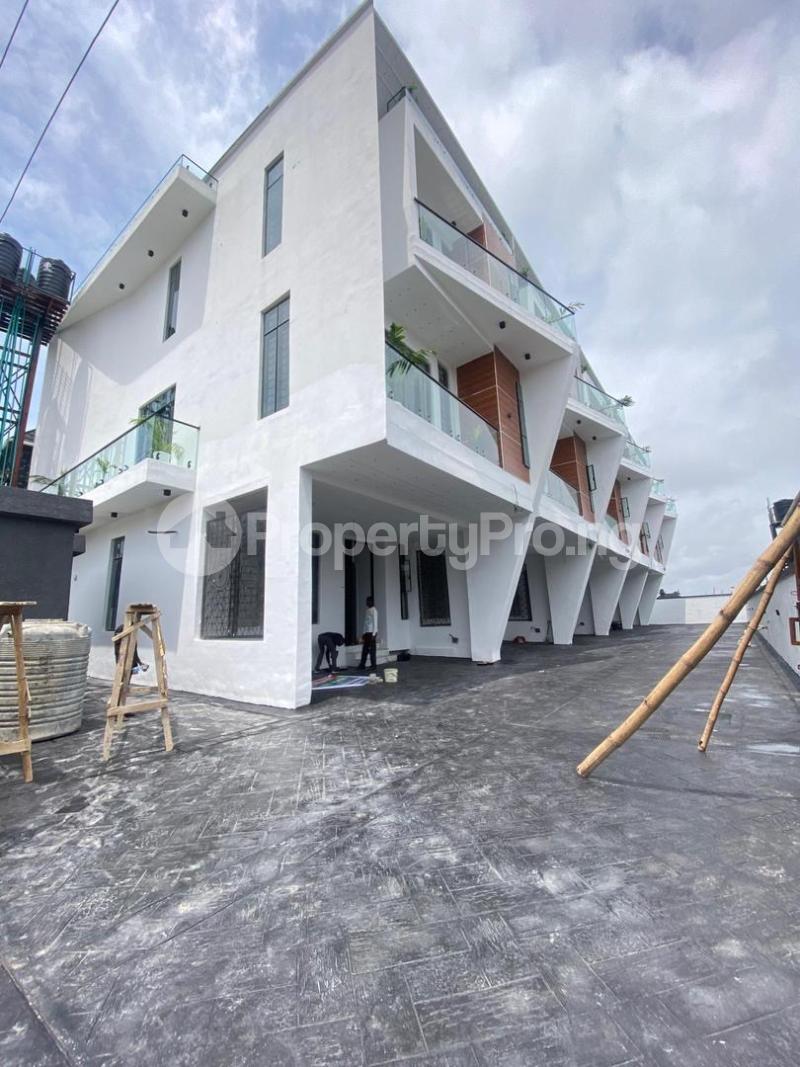 4 bedroom House for rent Ikate Lekki Lagos