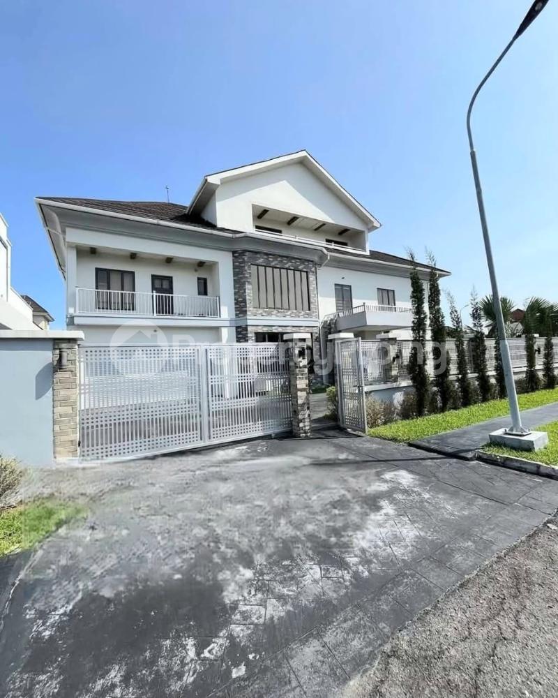 6 bedroom House for sale Pinnock Beach Estate Lekki Lagos