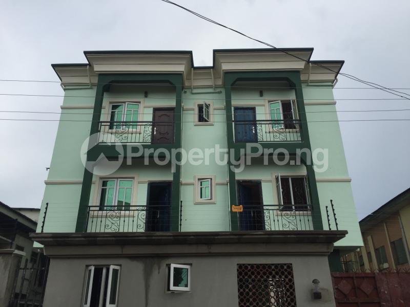 3 bedroom Flat / Apartment for rent Bikerseth Estate Onike Yaba Lagos