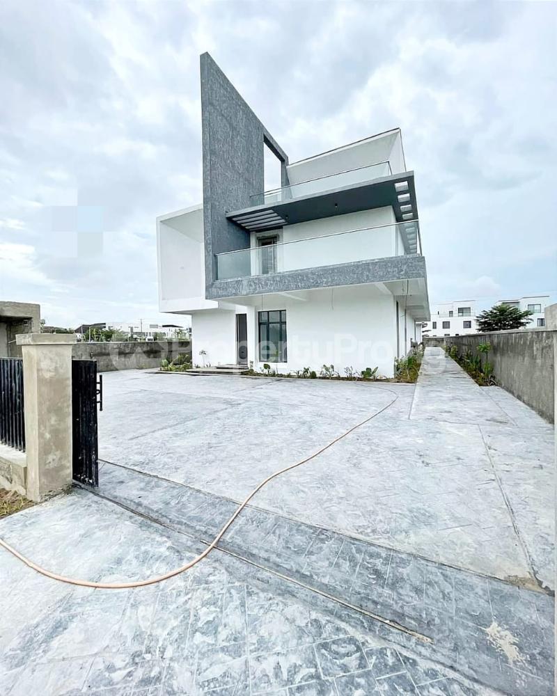 5 bedroom House for sale Pinnock Beach Estate Ikate Lekki Lagos