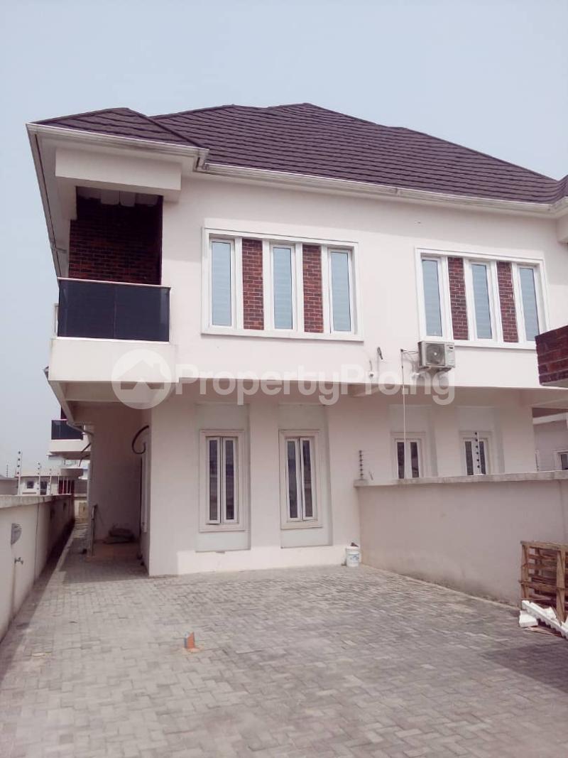 4 bedroom House for rent Mini Estate Off Orchid Hotel Road Lekki Lagos Lekki Phase 2 Lekki Lagos
