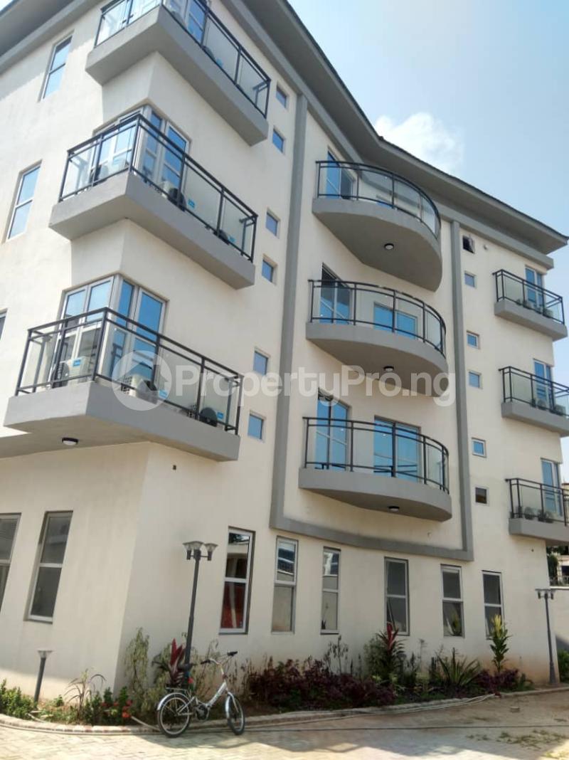 3 bedroom House for rent ONIRU Victoria Island Lagos