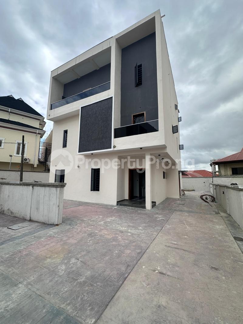 4 bedroom House for sale chevron Lekki Lagos
