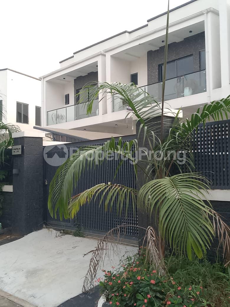 House for sale Call In/code Estate VGC Lekki Lagos