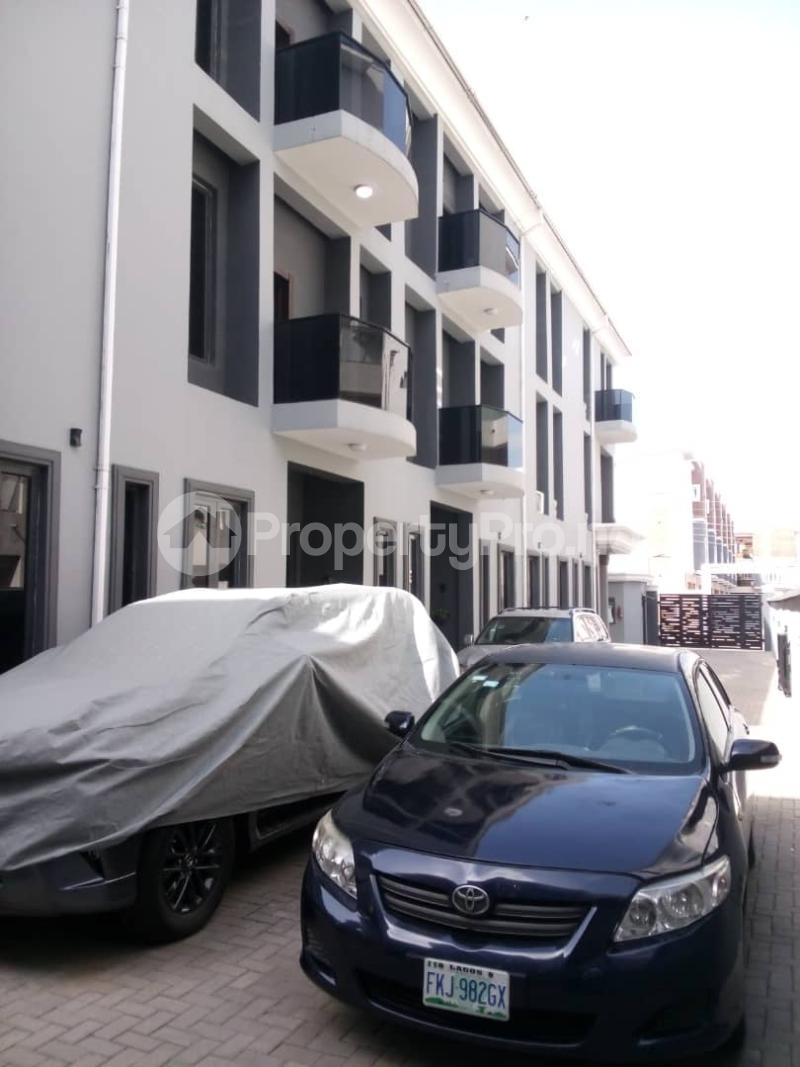 4 bedroom House for rent Platinum Way Ikate Lekki Lagos