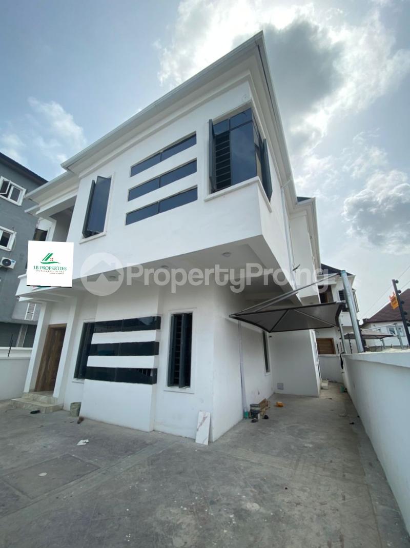 5 bedroom House for sale chevron Lekki Lagos