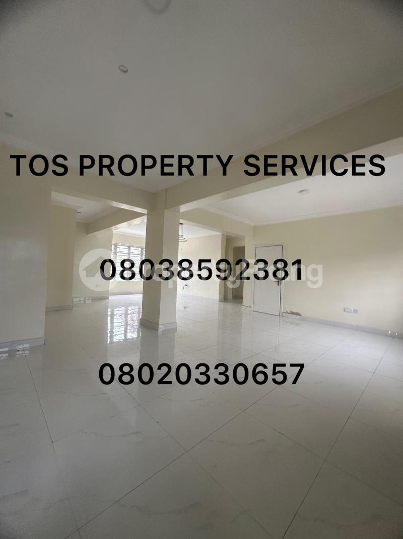 Commercial Property for rent By Herbert Macaulay Way, Yaba, Lagos Yaba Lagos