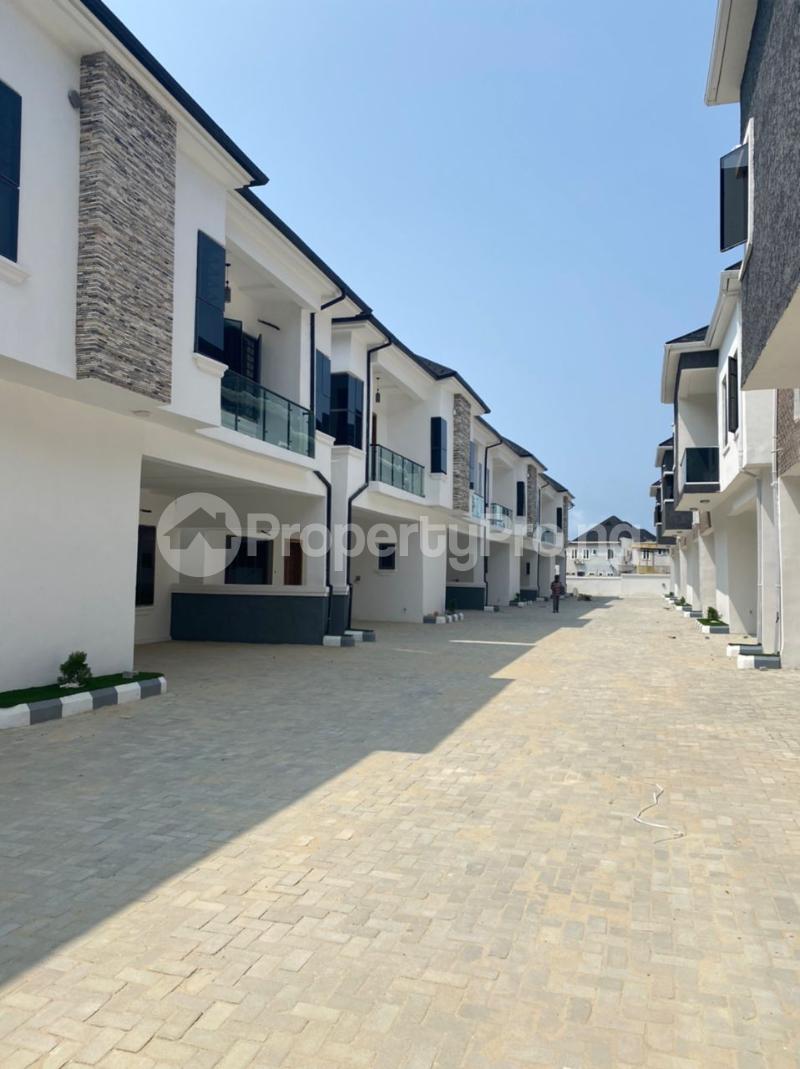 4 bedroom House for sale Lekki Lagos