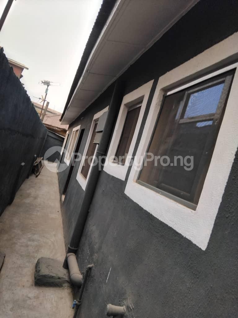 1 bedroom Flat / Apartment for rent Ebute Metta Yaba Lagos - 0