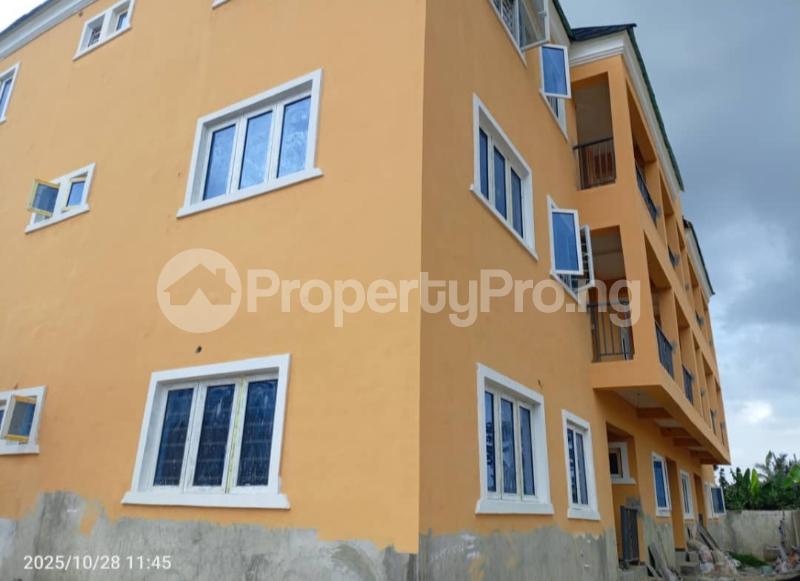 1 bedroom Flat / Apartment for rent General Paint Abraham Adesanya Abraham adesanya estate Ajah Lagos