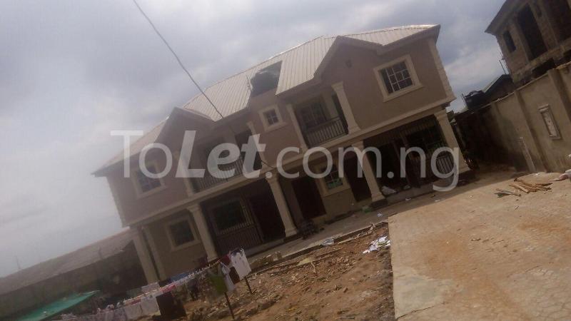 1 bedroom Flat / Apartment for rent New London Lagos