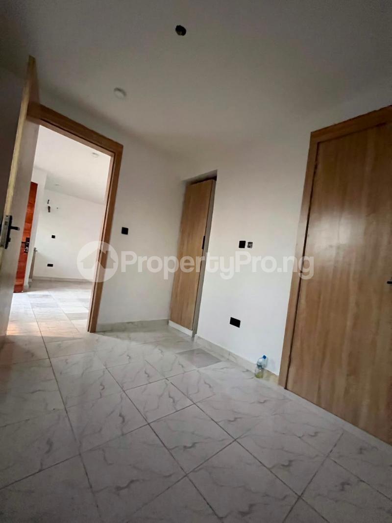 1 bedroom Flat / Apartment for rent Estate Ikate Lekki Lagos