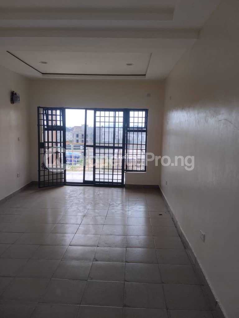 1 bedroom Commercial Property for rent Jahi Abuja