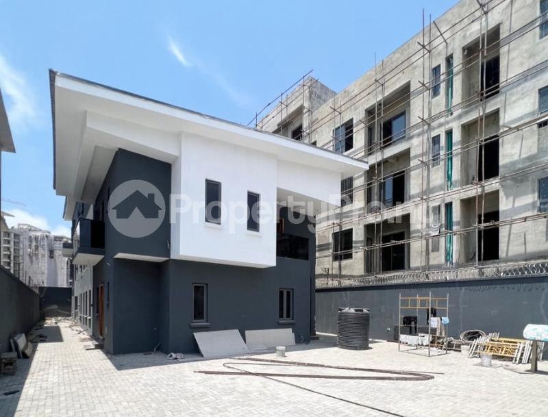 Flat / Apartment for rent ONIRU Victoria Island Lagos