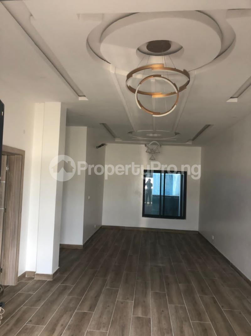 3 bedroom Flat / Apartment for rent chevron Lekki Lagos