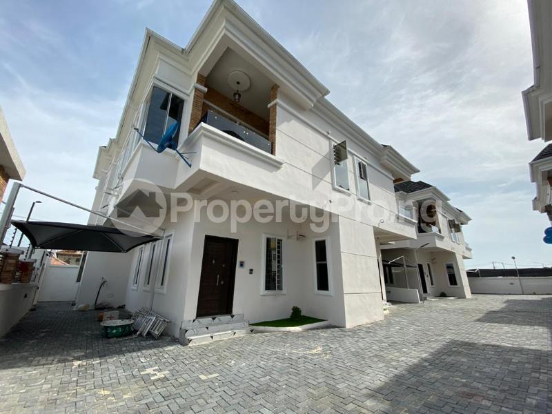 4 bedroom House for sale Ologolo Lekki Lagos