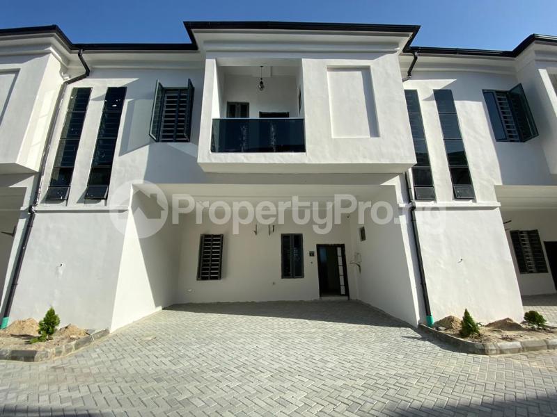 4 bedroom House for sale Lafiaji Lekki Lagos