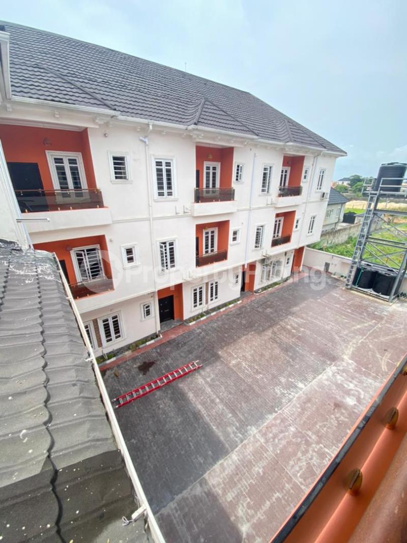 4 bedroom House for sale Ologolo Lekki Lagos