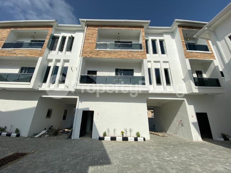 4 bedroom House for rent Lafiaji Lekki Lagos