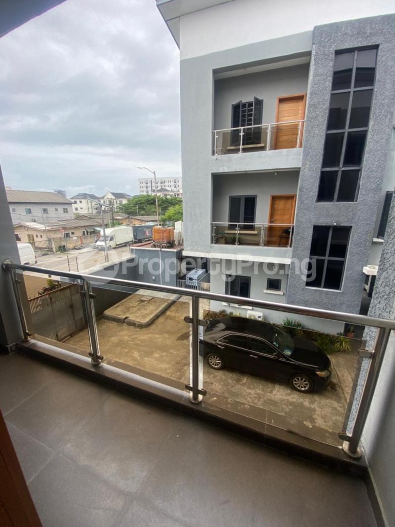 4 bedroom House for rent ONIRU Victoria Island Lagos