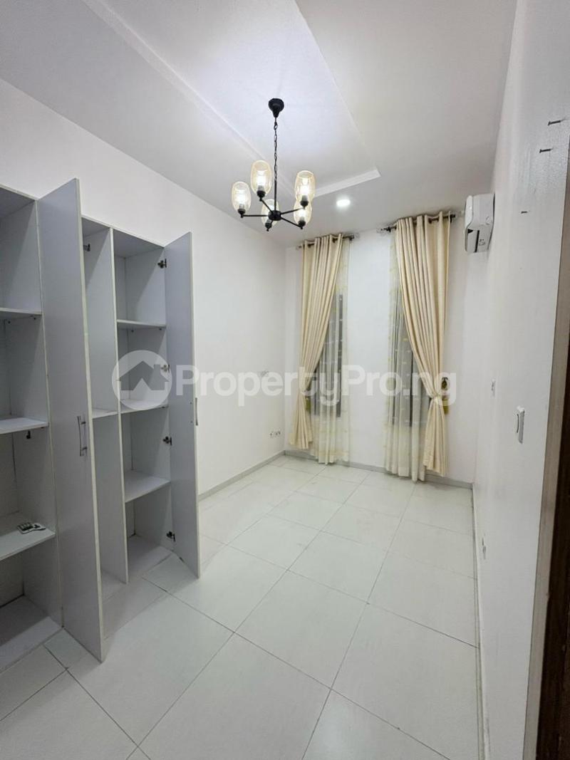 1 bedroom Flat / Apartment for rent Mavin Court,royal Pine orchid Lekki Lagos