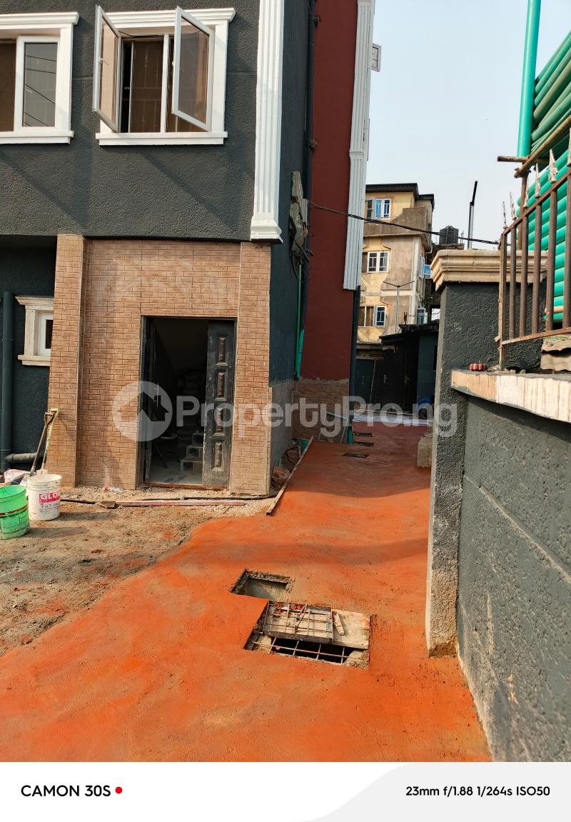 1 bedroom Flat / Apartment for rent  New garage Gbagada Lagos