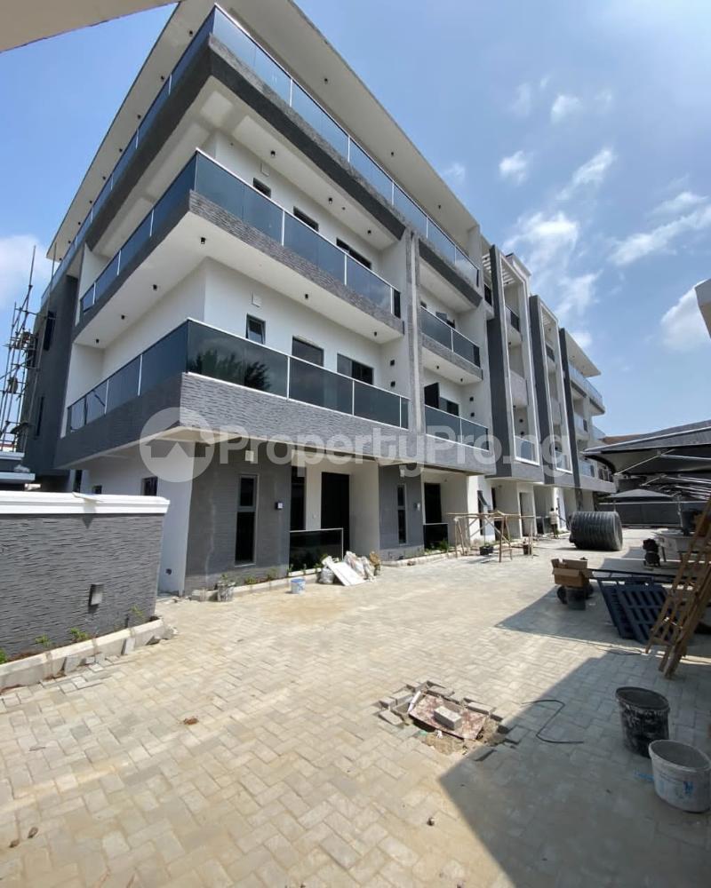 4 bedroom House for rent Oniru Estate, Victoria Island Lagos State. ONIRU Victoria Island Lagos