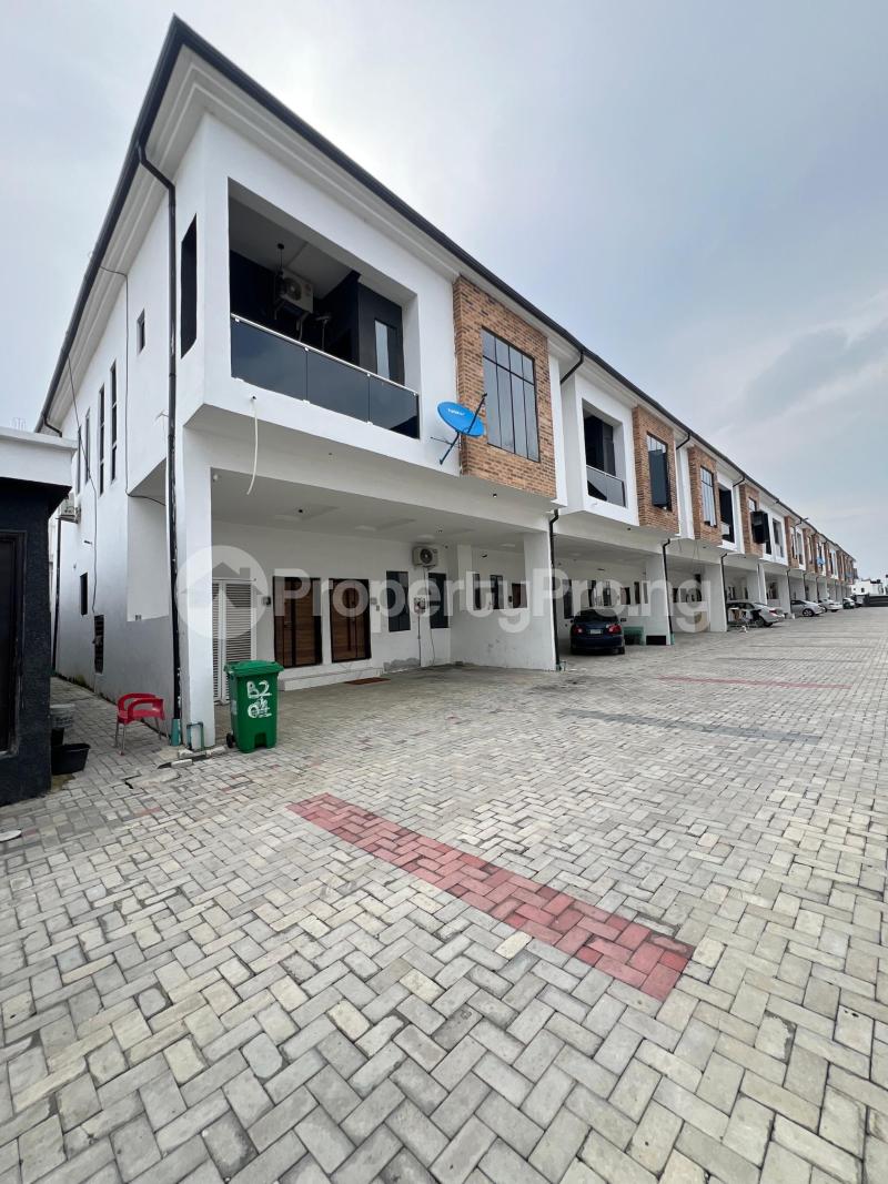 4 bedroom House for sale Orchid Lekki Lagos