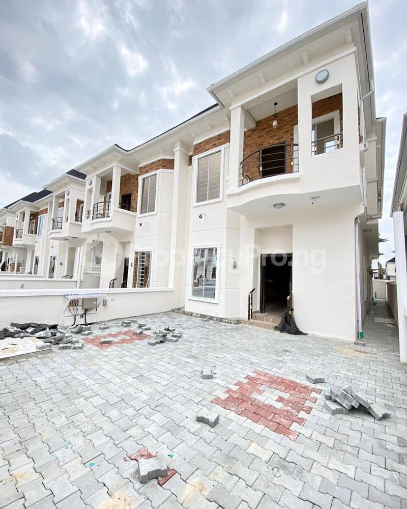 4 bedroom House for sale 2nd Toll Gate Axis Lekki Lagos - 0