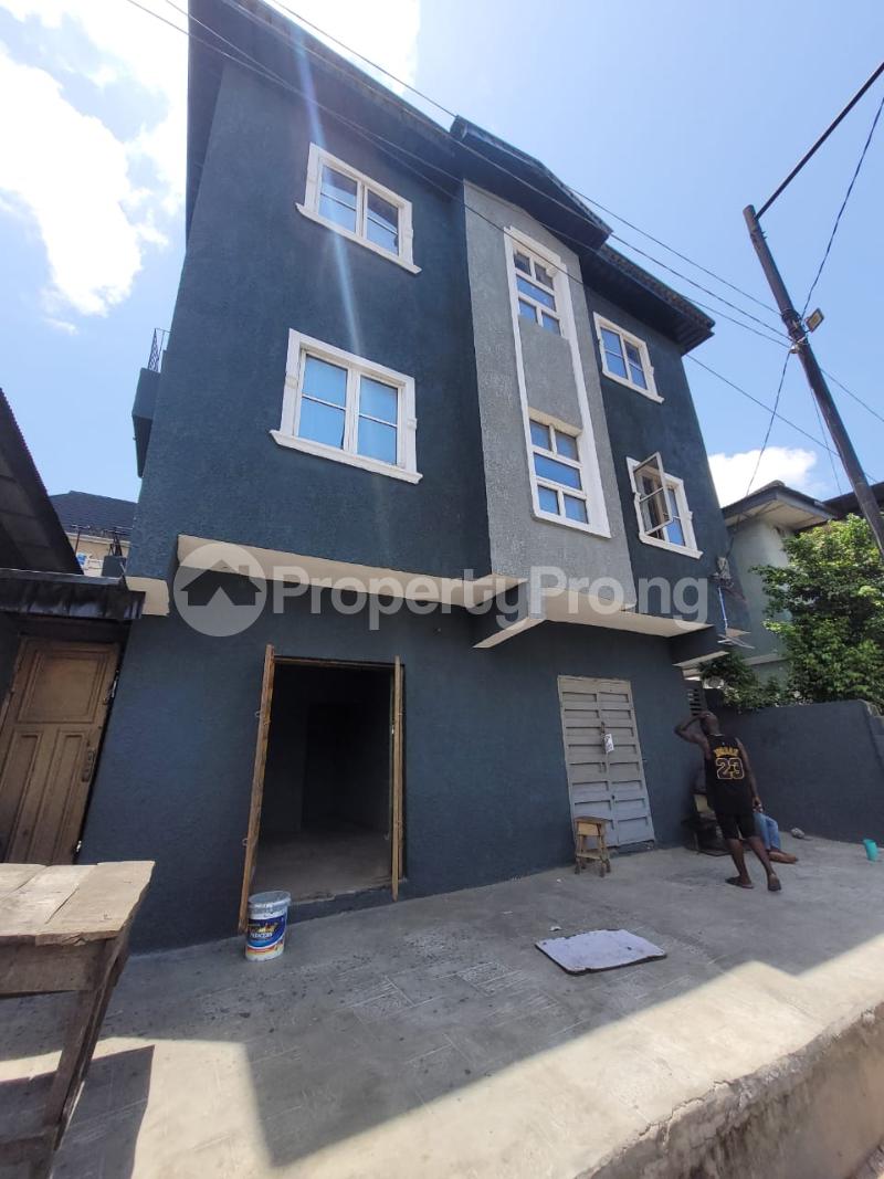 1 bedroom Flat / Apartment for rent  Alaka/Iponri Surulere Lagos