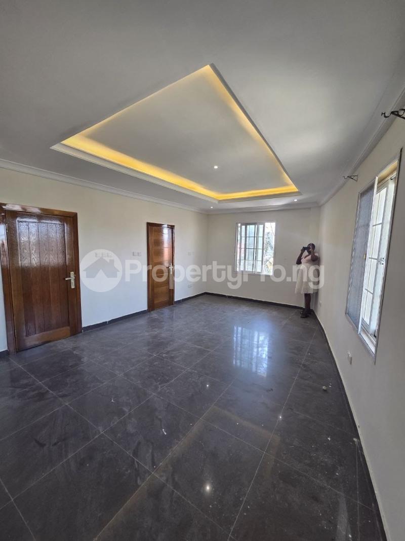 Flat / Apartment for rent ONIRU Victoria Island Lagos