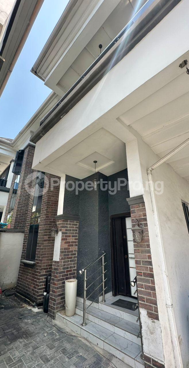 Flat / Apartment for rent Osapa london Lekki Lagos